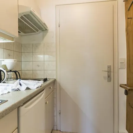 Overhoff Apartment *
